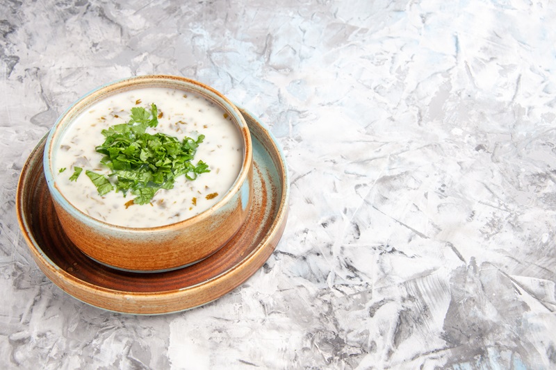 Krémová polévka s krůtím masem a divokou rýží – vhodné pro diabetiky